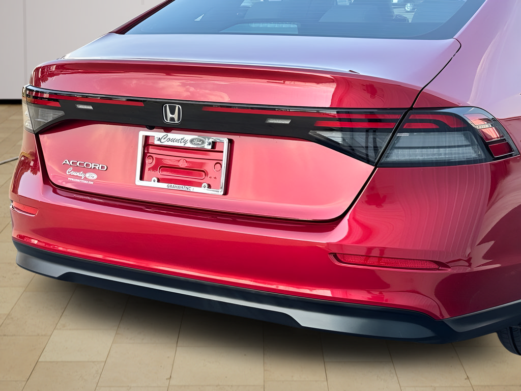 Used 2023 Honda Accord LX image 37