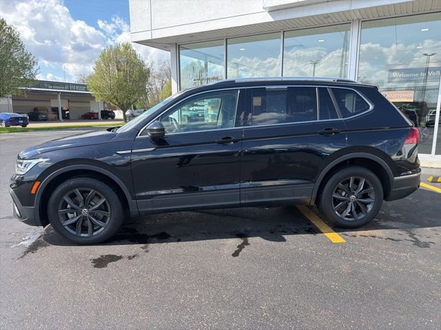 Used 2024 Volkswagen Tiguan SE AWD/4WD image 4