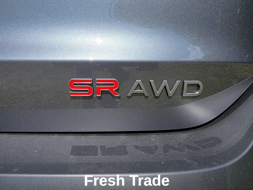 Used 2025 Nissan Kicks SR AWD/4WD image 24