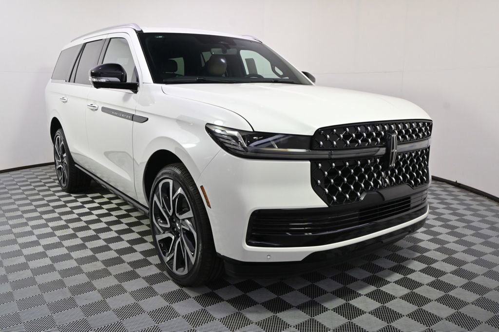 New 2026 Lincoln Navigator Black Label image 9