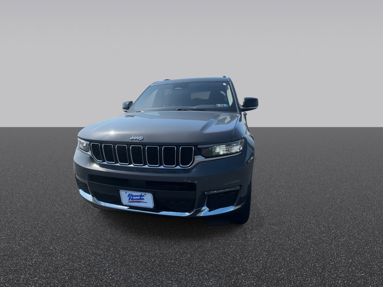 Used 2022 Jeep Grand Cherokee L Limited AWD/4WD image 4