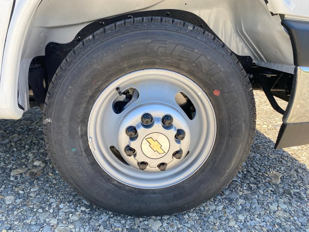 New 2026 Chevrolet Express 3500 w/ Power Convenience Package RWD image 9