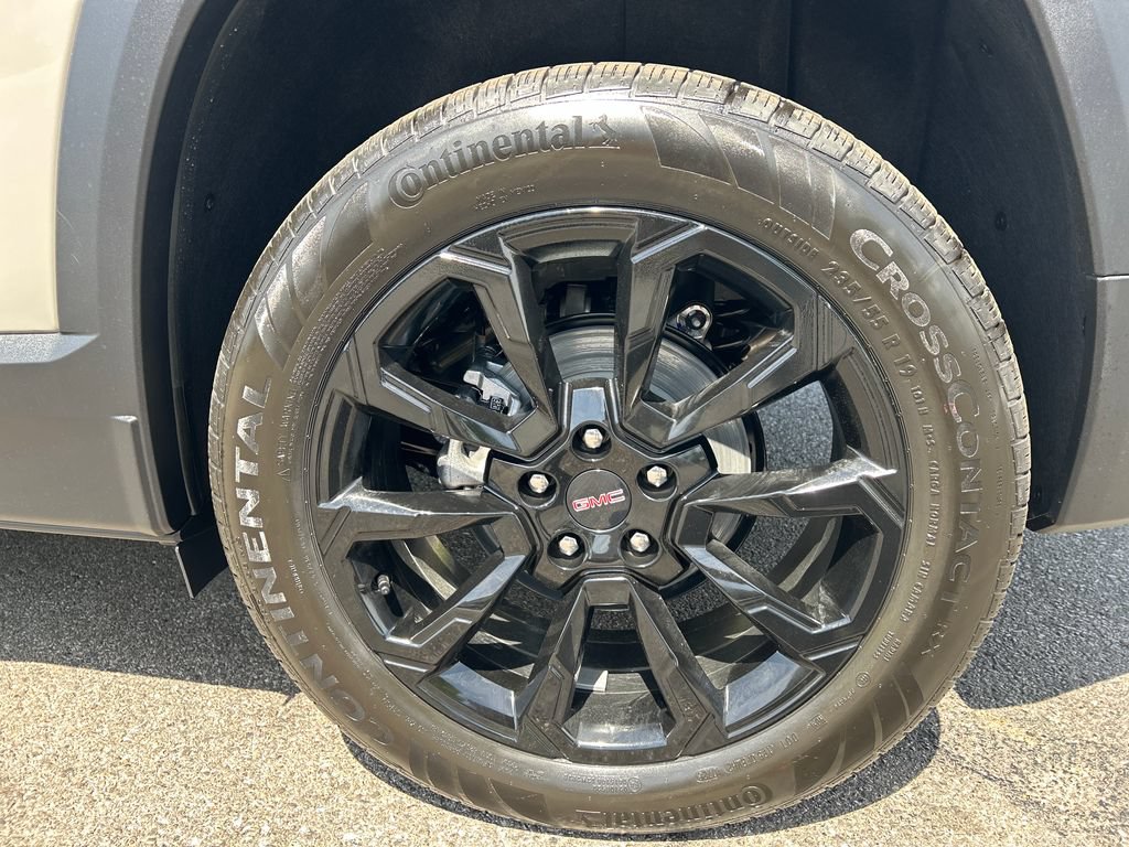 New 2026 GMC Terrain Elevation w/ Black Edition FWD image 9