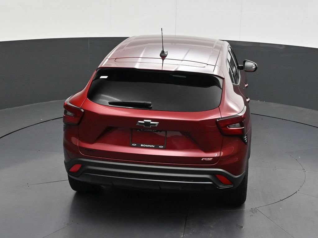 Used 2025 Chevrolet Trax RS FWD image 18
