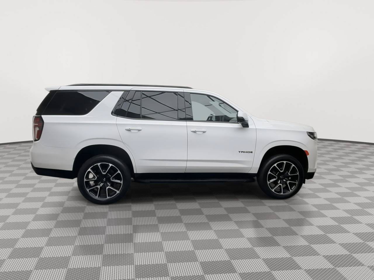 Certified 2023 Chevrolet Tahoe RST w/ Luxury Package AWD/4WD image 45