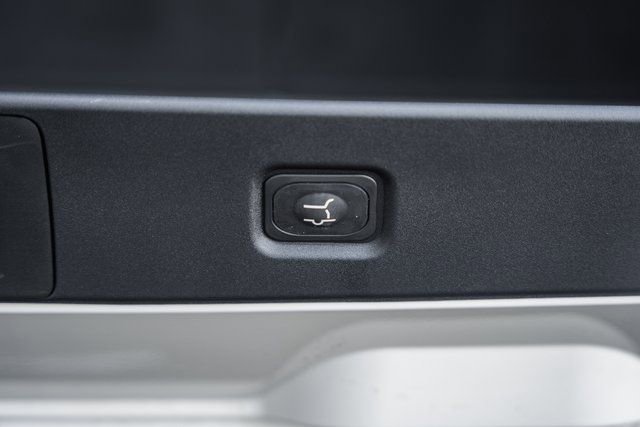 New 2026 Ford Expedition Platinum w/ Stealth Performance Package image 16