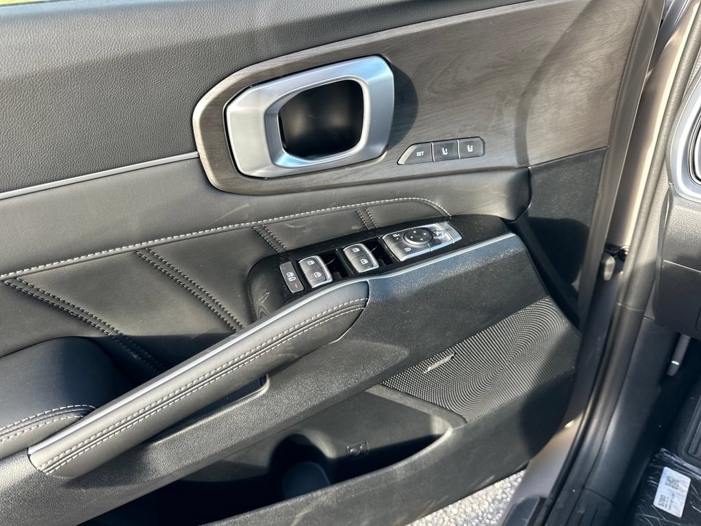 New 2026 Kia Sorento SX Prestige AWD/4WD image 10