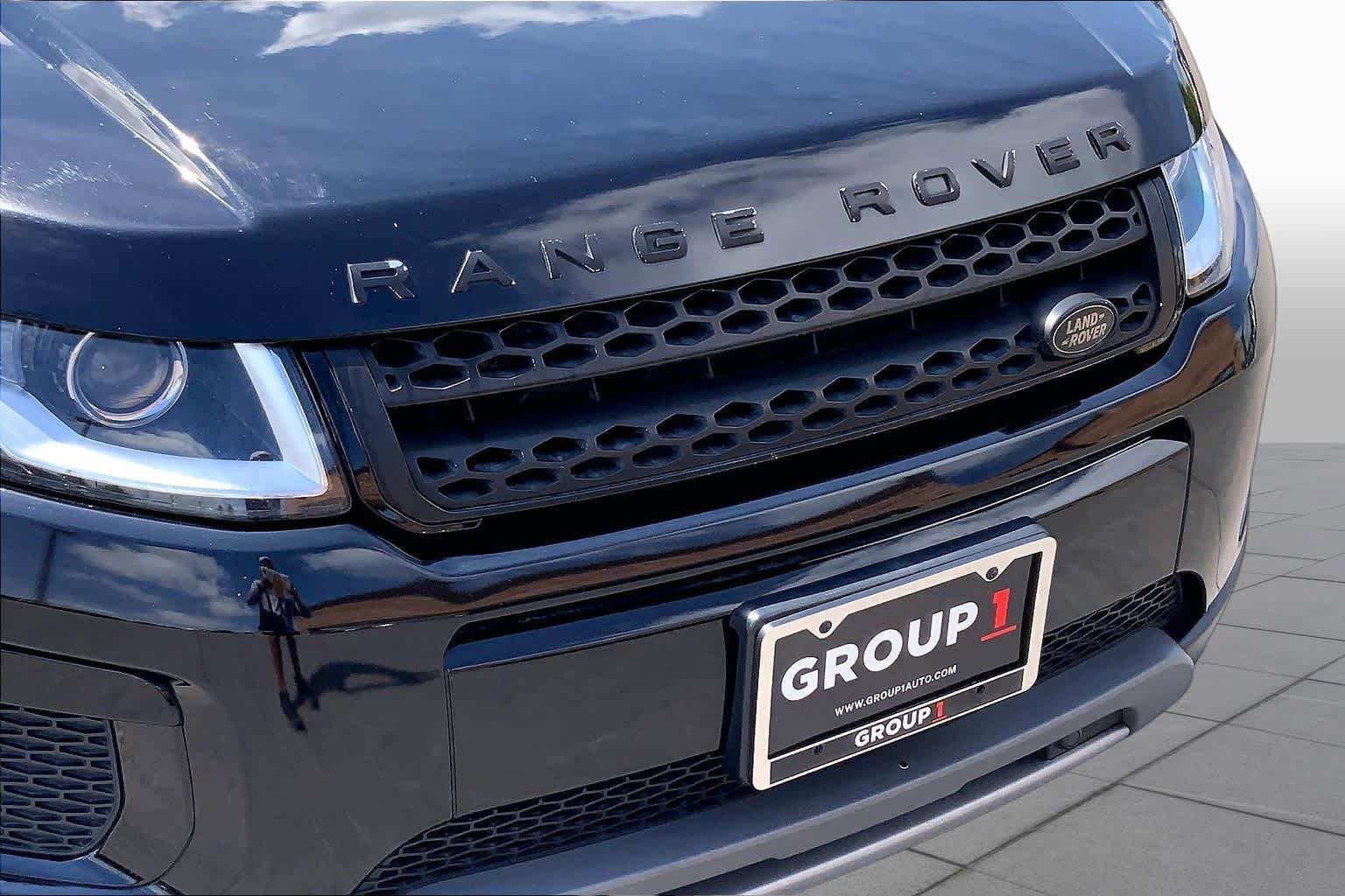 Used 2018 Land Rover Range Rover Evoque SE AWD/4WD image 29