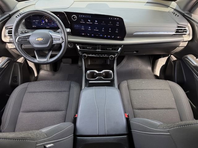 Used 2024 Chevrolet Traverse LS FWD image 12