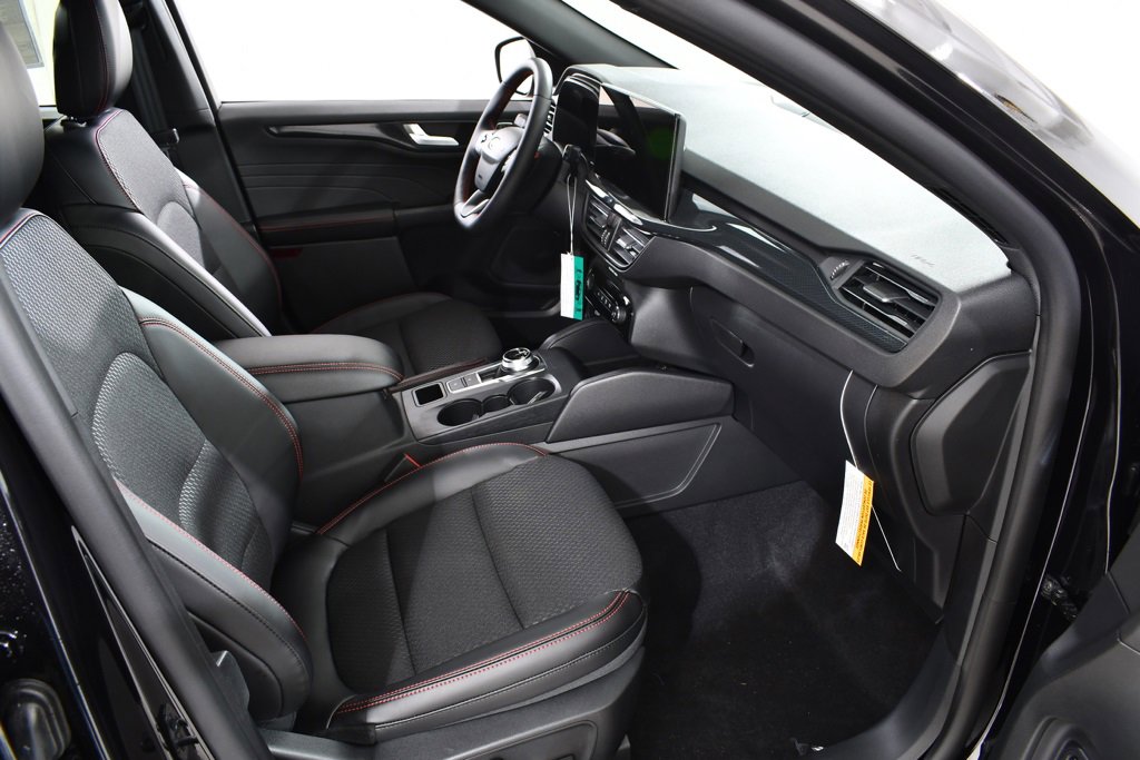 New 2026 Ford Escape ST-Line Select w/ Tech Pack #2 image 10