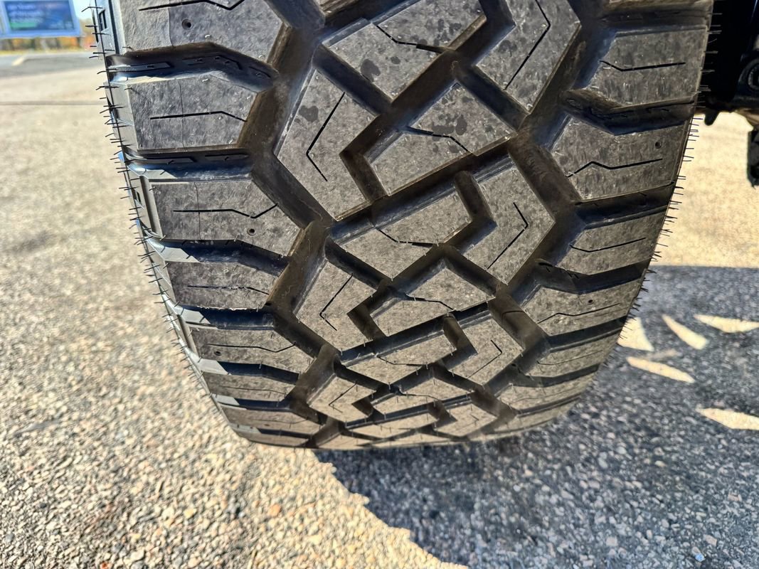 Used 2014 Ford F250 Platinum w/ FX4 Off-Road Package image 45