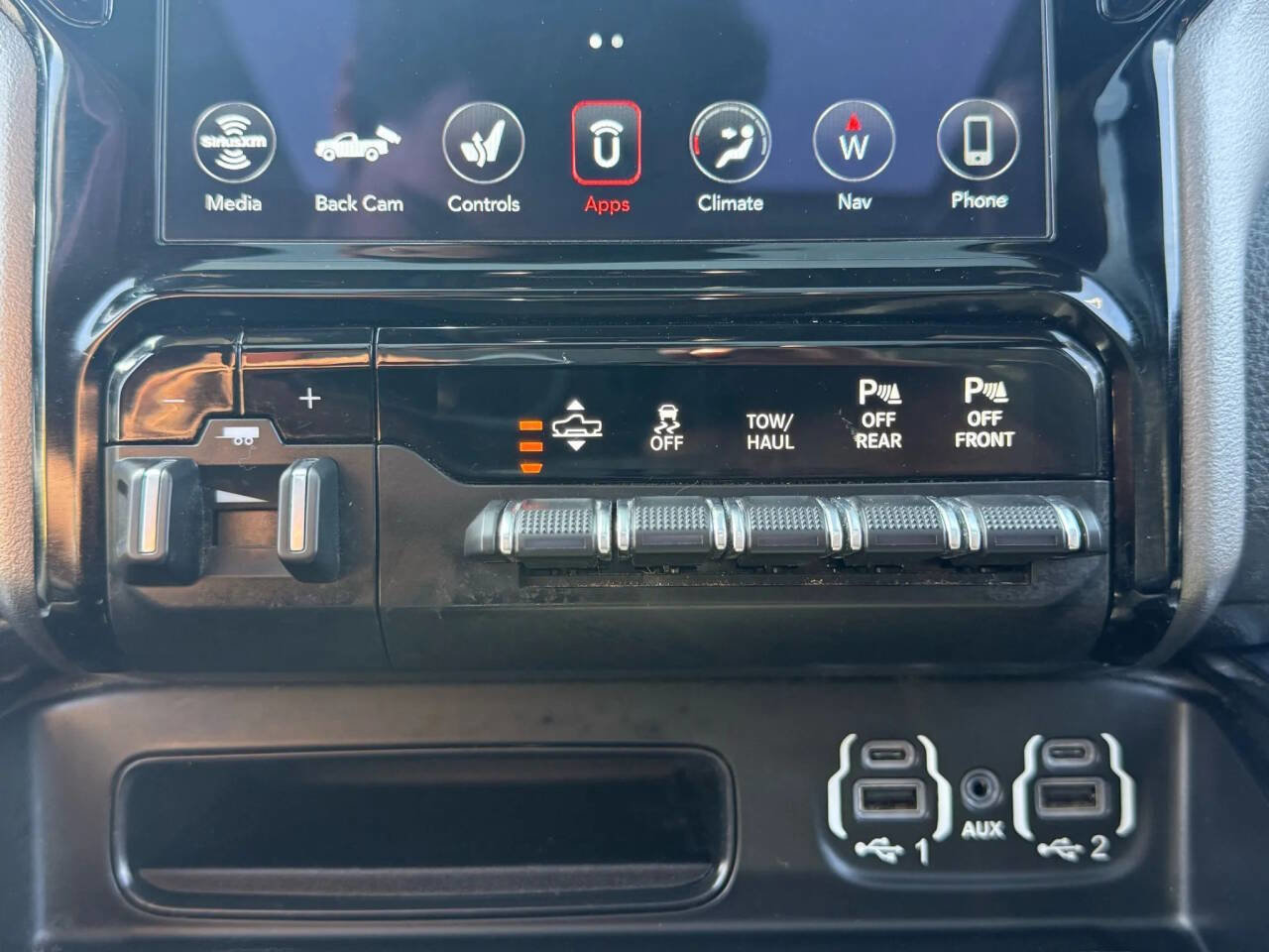 Used 2020 RAM 1500 Laramie image 33