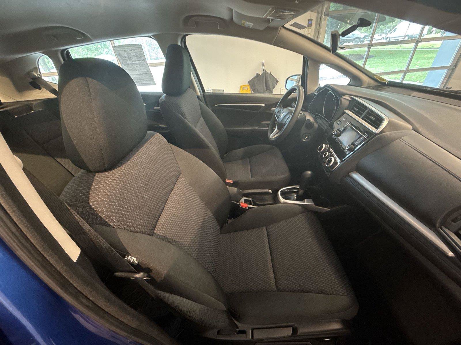 Used 2020 Honda Fit LX image 25