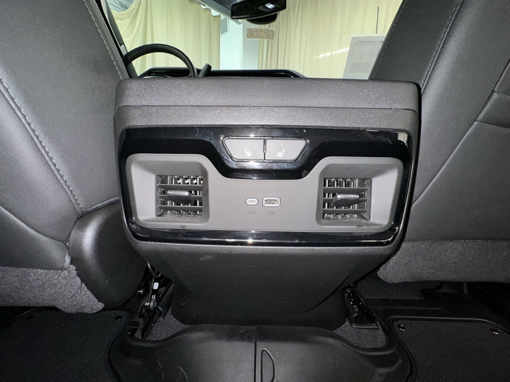 Used 2025 GMC Sierra 2500 AT4 AWD/4WD image 21
