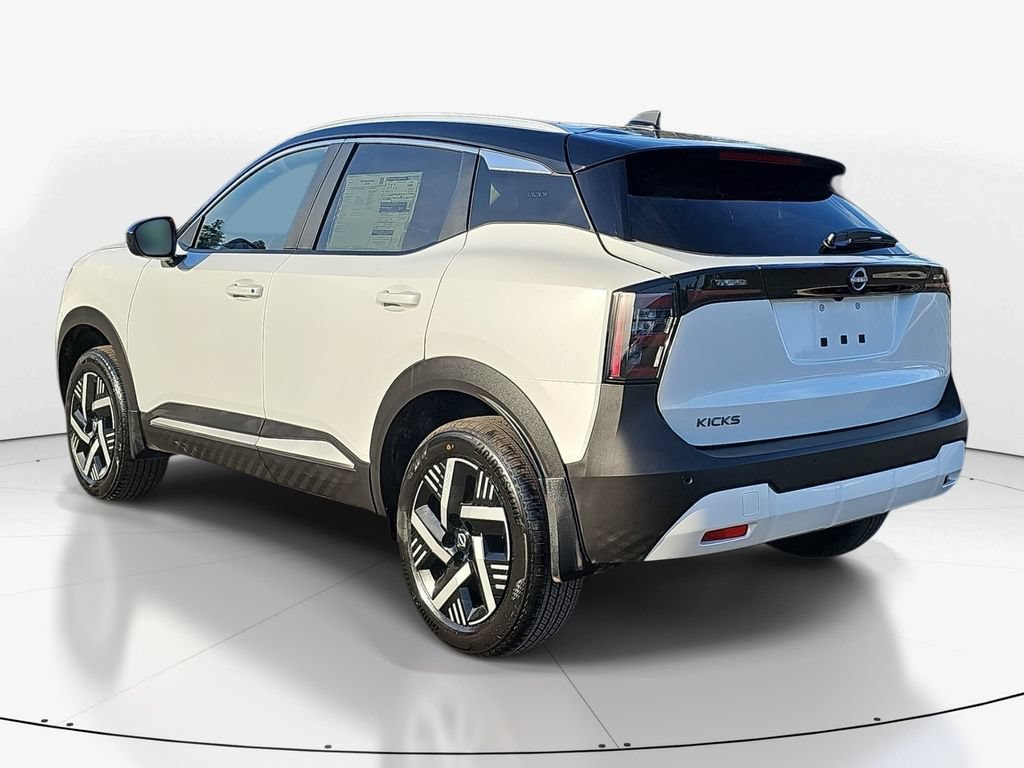 New 2026 Nissan Kicks SV w/ SV Premium Package FWD image 7