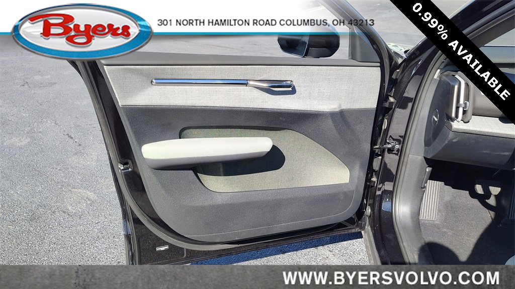 New 2025 Volvo EX30 Plus w/ Climate Package image 8