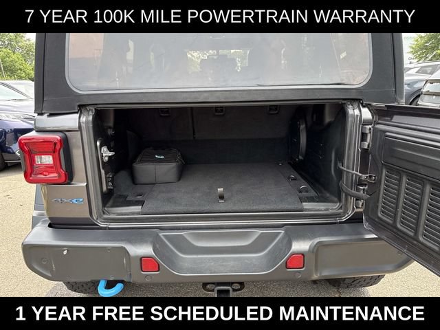 Used 2022 Jeep Wrangler Unlimited Rubicon 4xe w/ Cold Weather Group AWD/4WD image 12