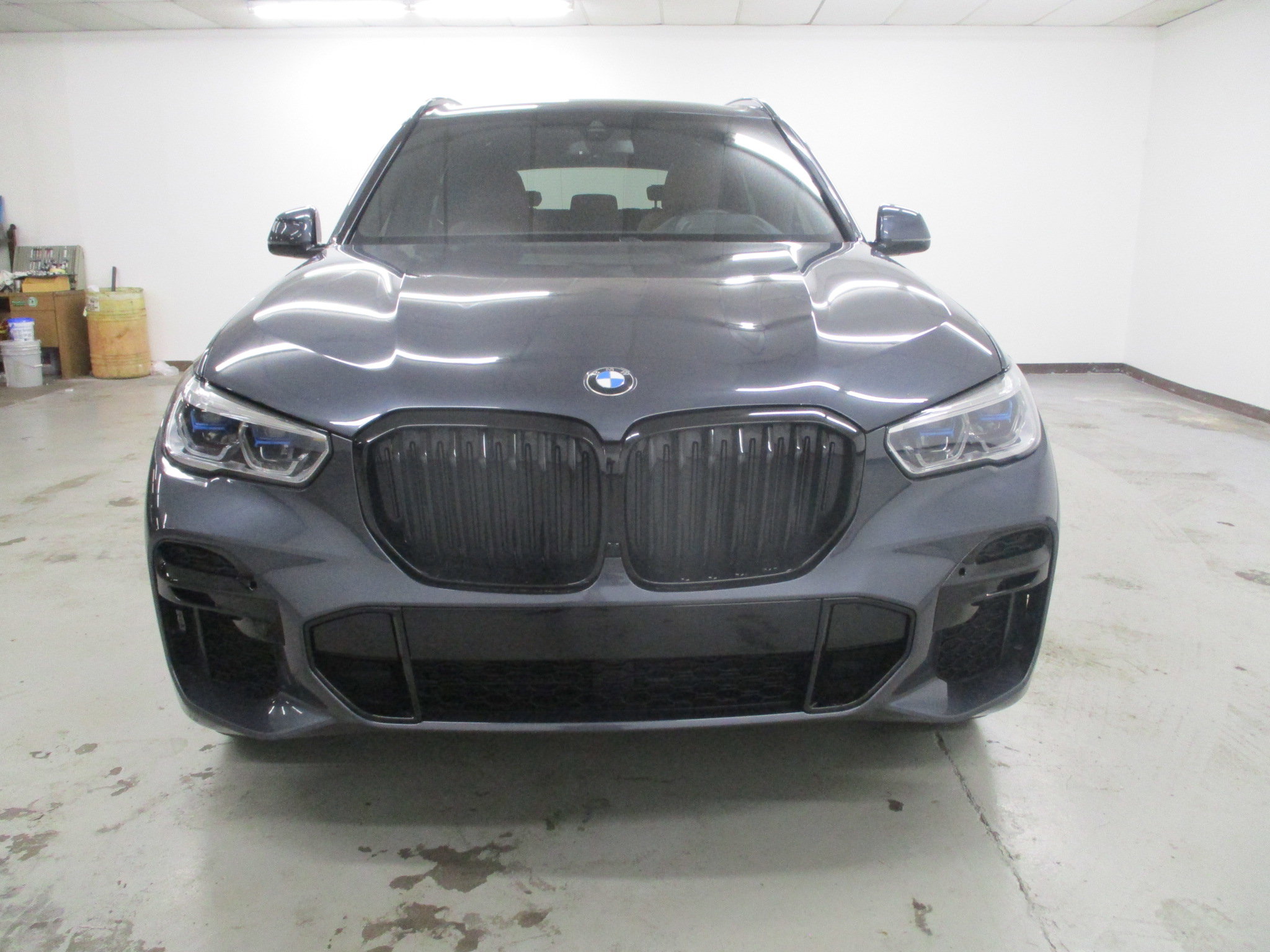 Used 2022 BMW X5 M50i w/ Executive Package AWD/4WD image 2