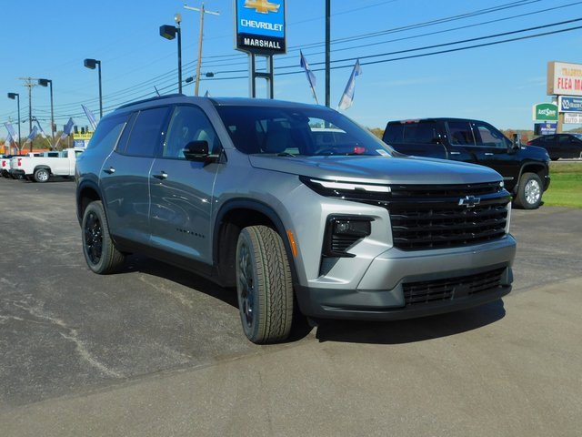 New 2026 Chevrolet Traverse LT w/ Midnight/Sport Edition image 4