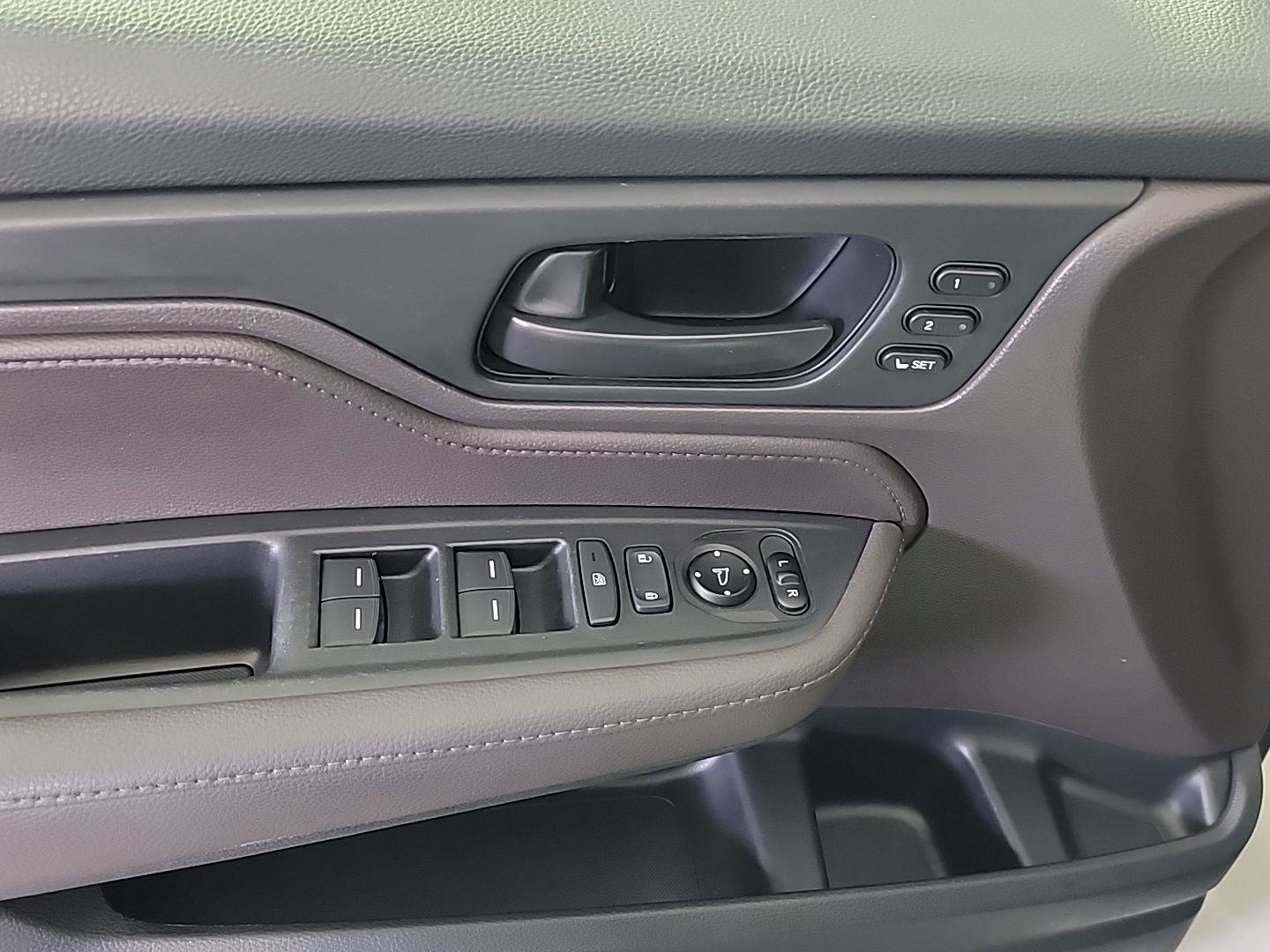 Certified 2018 Honda Odyssey EX-L image 40