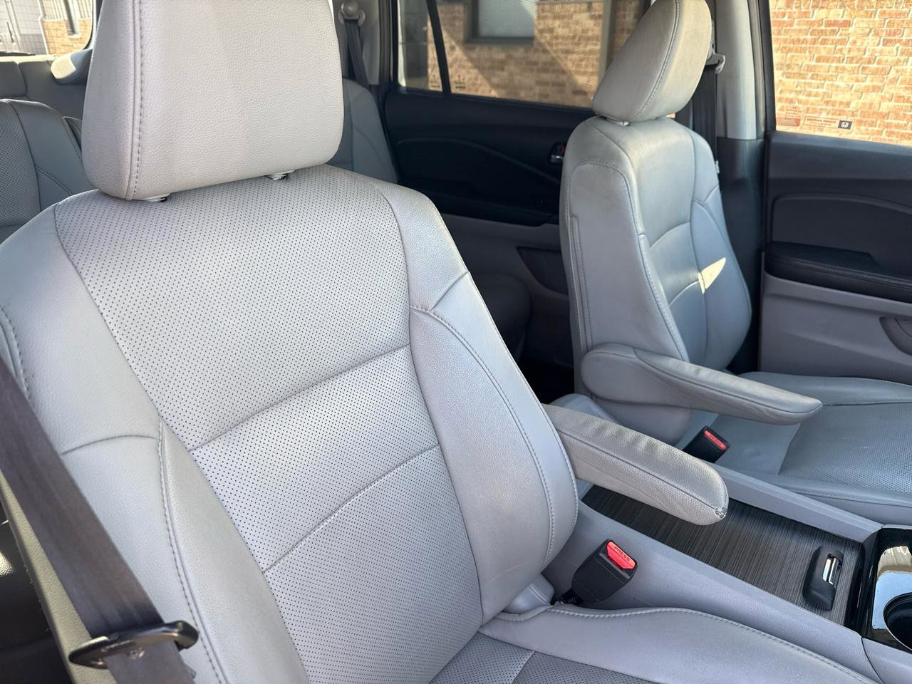 Used 2016 Honda Pilot Elite image 56