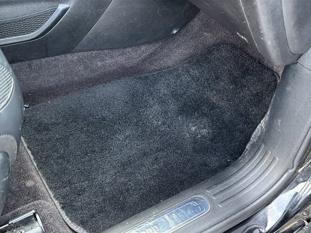 Used 2018 Jeep Cherokee Overland w/ Technology Group image 35