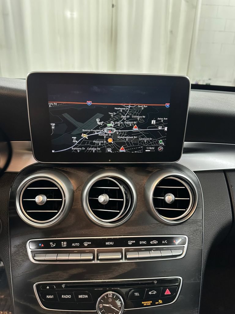 Used 2016 Mercedes-Benz C 300 4MATIC Sedan image 21