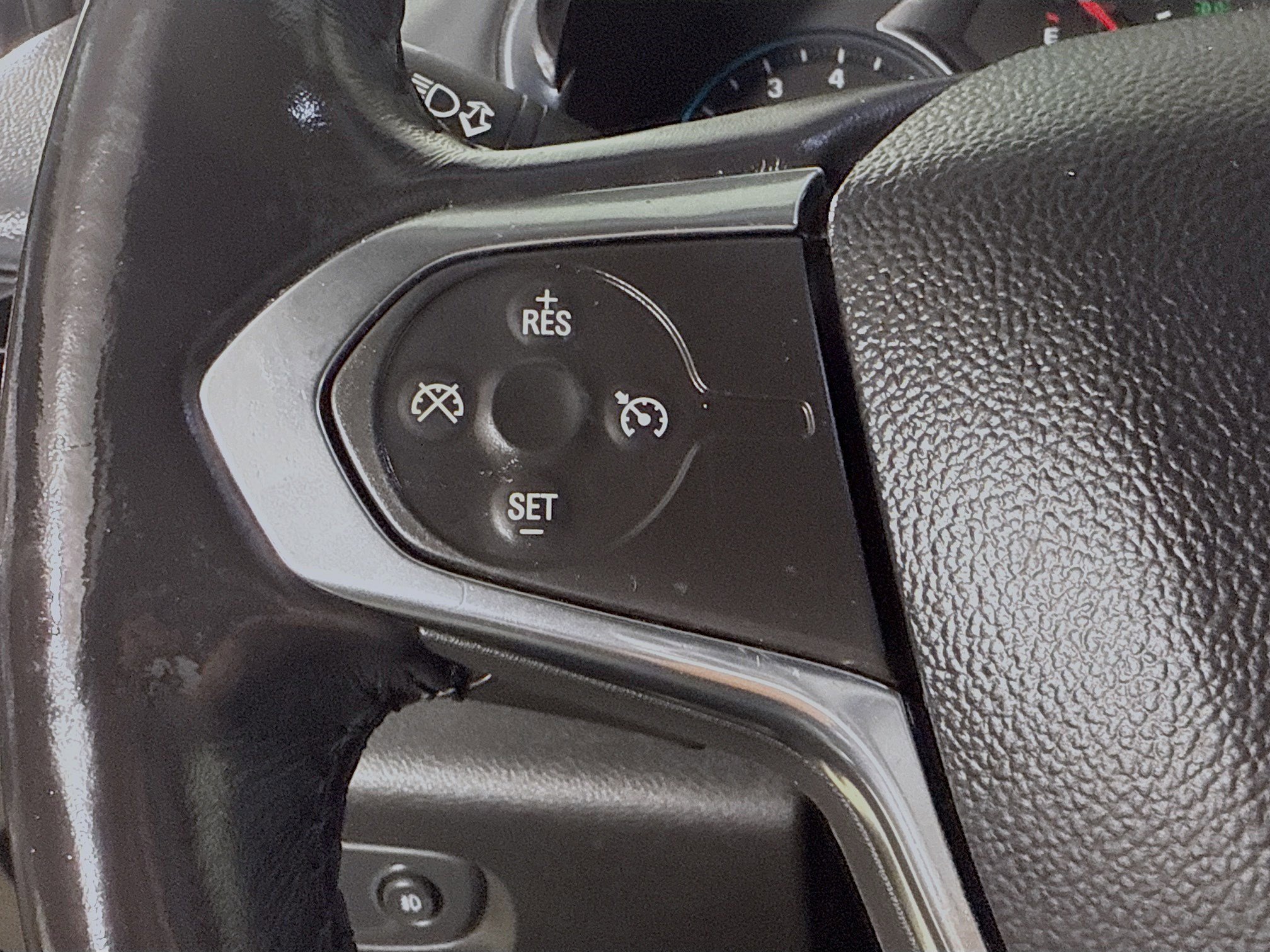 Used 2019 Chevrolet Traverse LT w/ LT Premium Package image 11