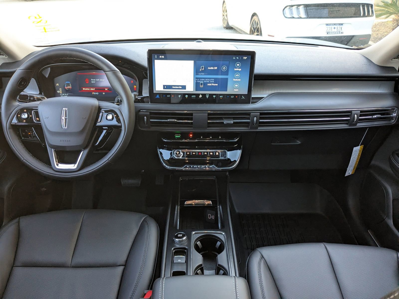 New 2026 Lincoln Corsair Premiere image 18