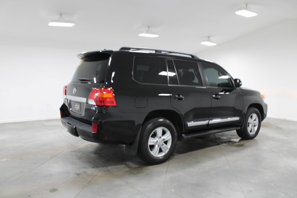 Used 2013 Toyota Land Cruiser AWD/4WD image 9