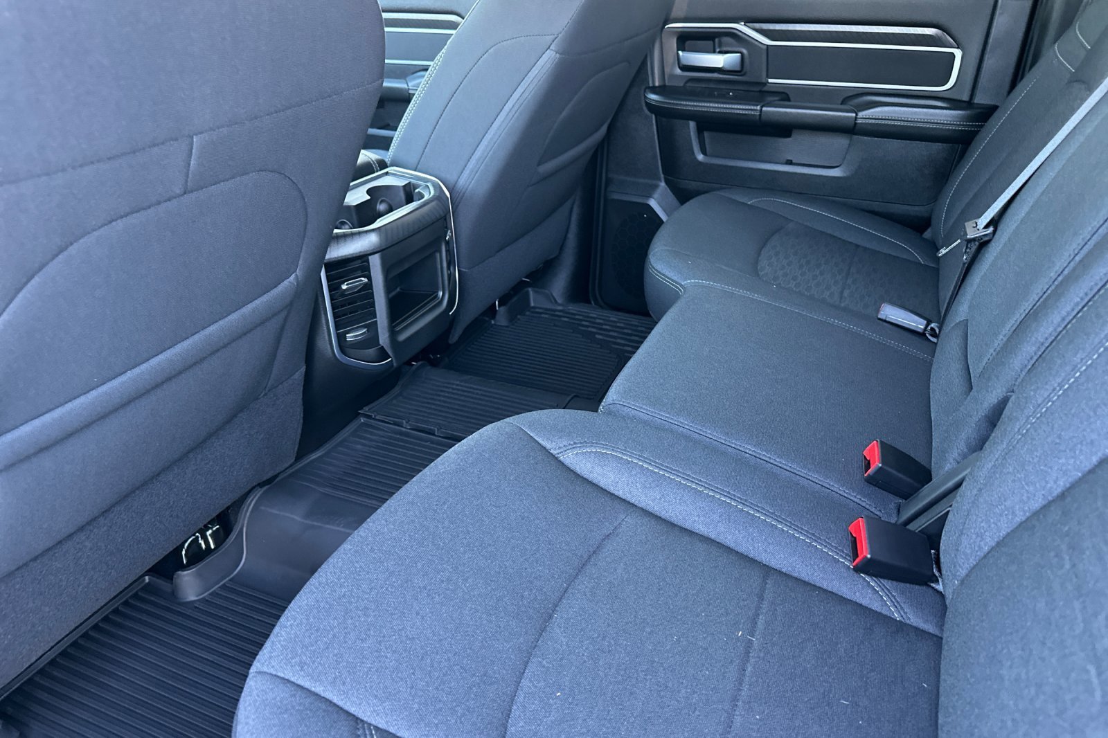 New 2026 RAM 2500 Big Horn AWD/4WD image 12
