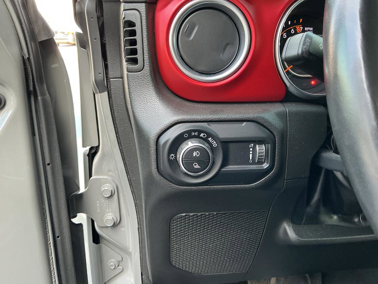 Used 2023 Jeep Gladiator Rubicon w/ LED Lighting Group image 11