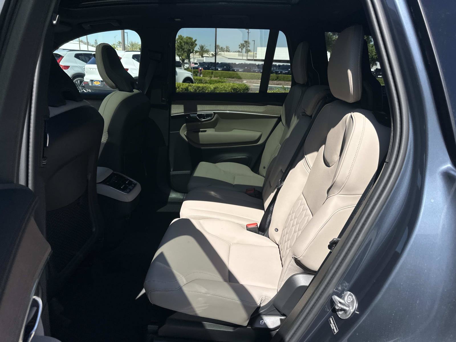 New 2026 Volvo XC90 B6 Core AWD/4WD image 17