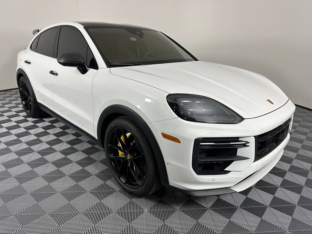 Certified 2024 Porsche Cayenne Turbo GT AWD/4WD image 12