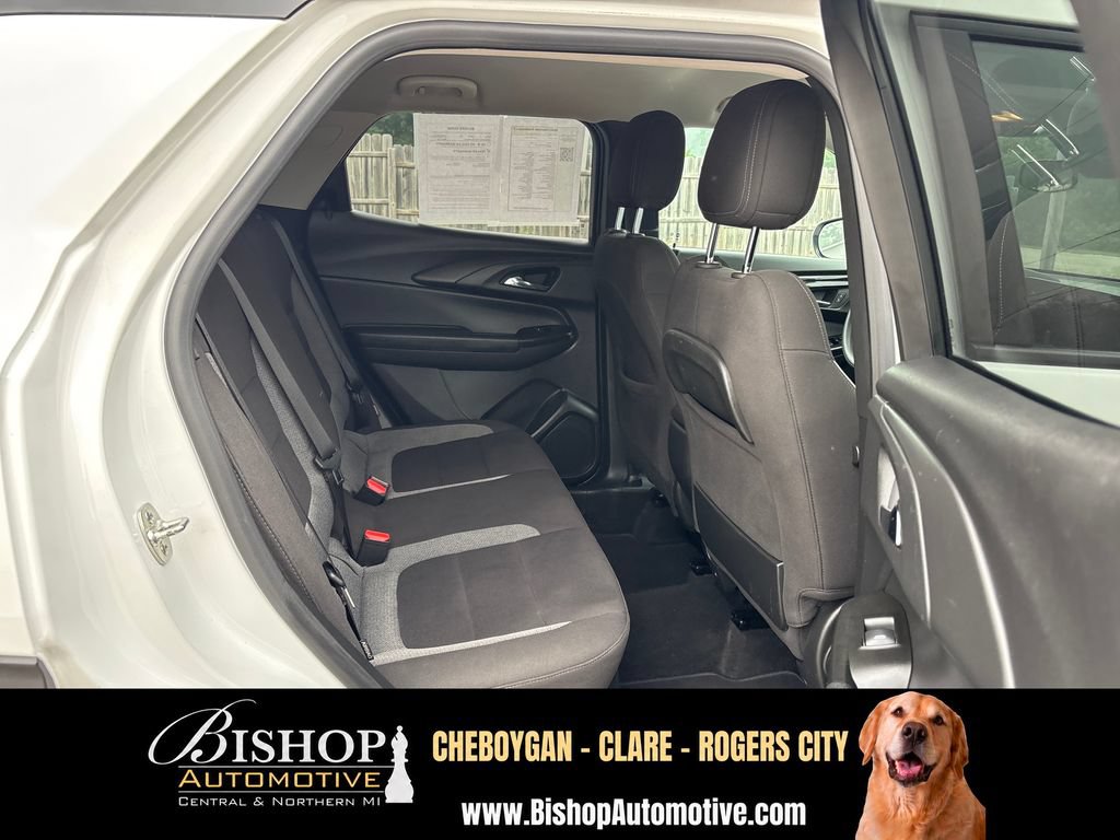 Used 2024 Chevrolet TrailBlazer LT AWD/4WD image 22
