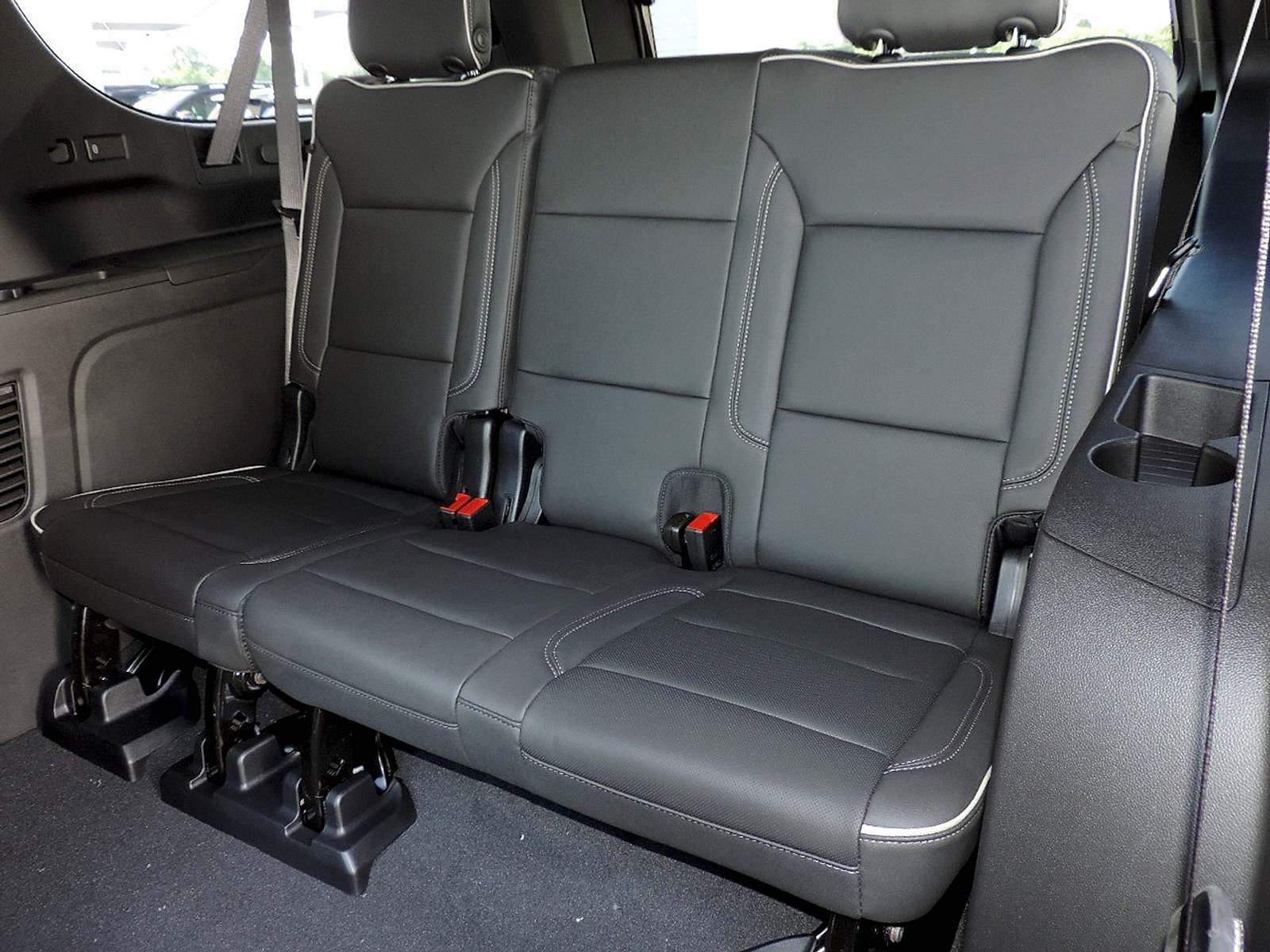 New 2026 GMC Yukon XL Elevation w/ Elevation Premium Package AWD/4WD image 20