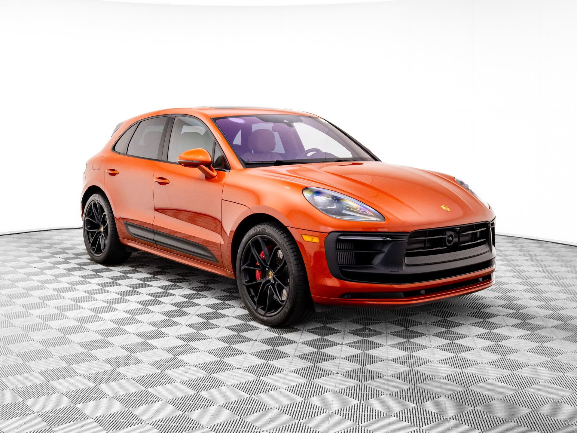 Certified 2022 Porsche Macan GTS AWD/4WD image 6