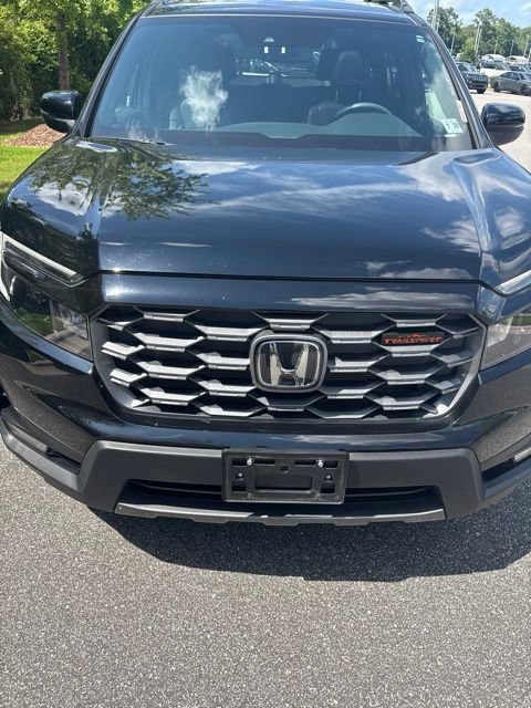Used 2024 Honda Passport TrailSport image 13