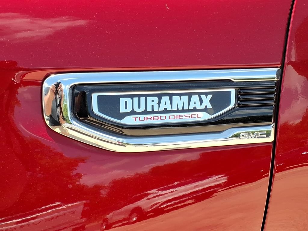 Used 2024 GMC Sierra 1500 Denali w/ Technology Package AWD/4WD image 10