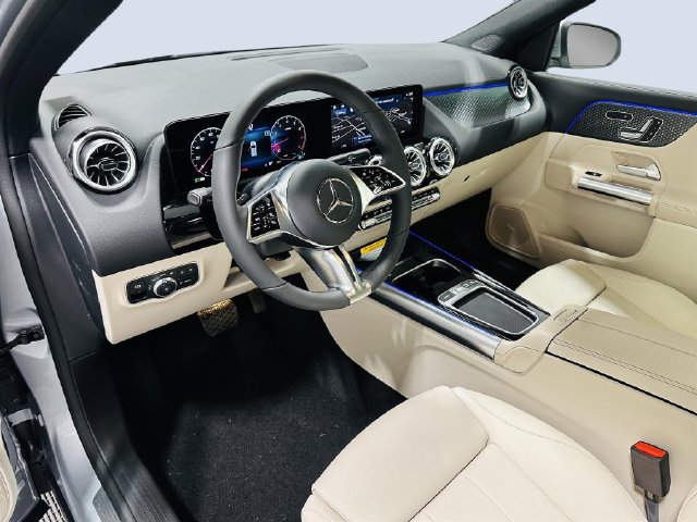 Used 2026 Mercedes-Benz GLA 250 4MATIC image 5