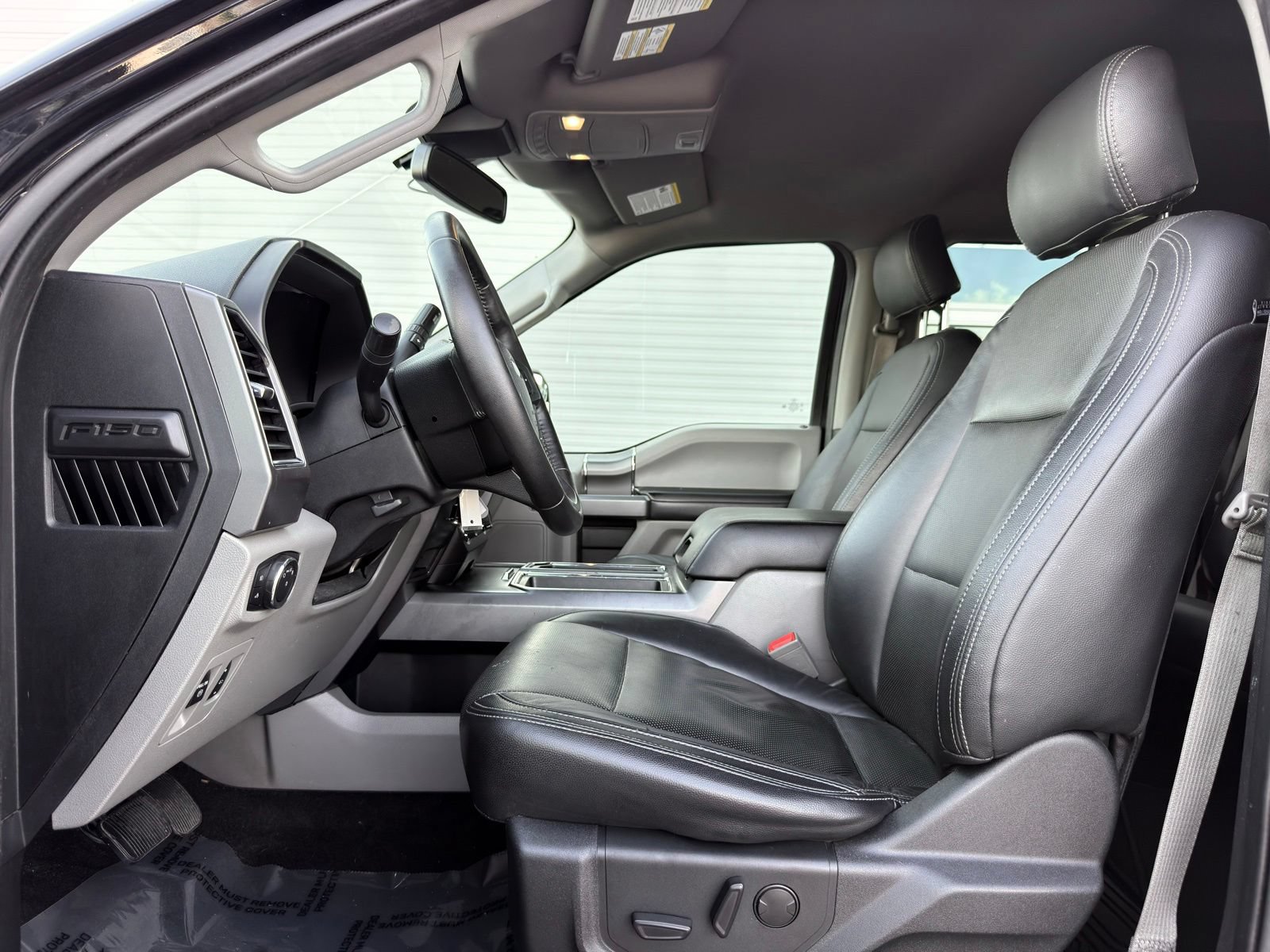 Used 2020 Ford F150 XLT w/ Equipment Group 302A Luxury AWD/4WD image 25