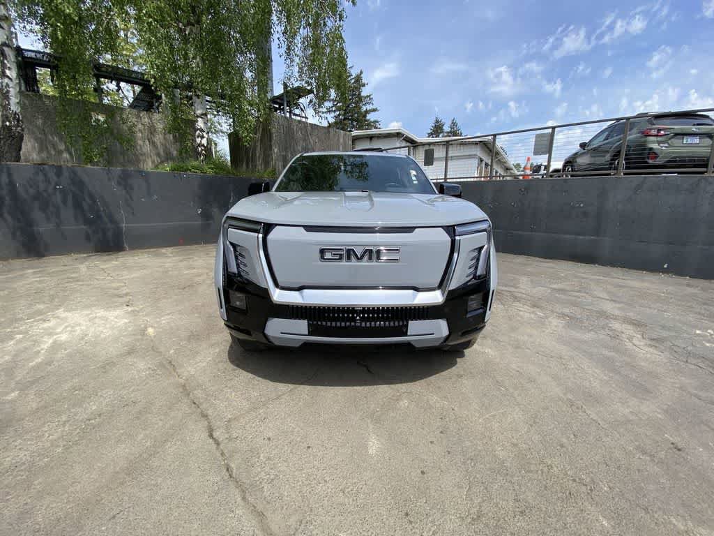 Used 2025 GMC Sierra EV Denali AWD/4WD image 9