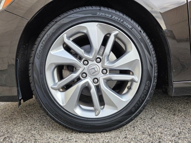 Used 2018 Honda Accord LX image 22