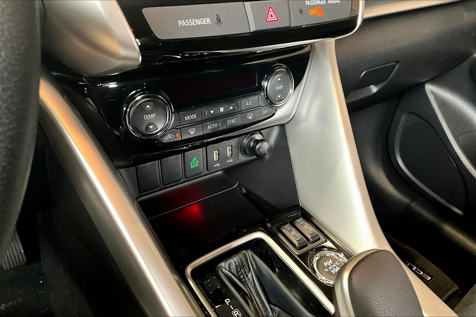 Used 2025 Mitsubishi Eclipse Cross SE AWD/4WD image 16