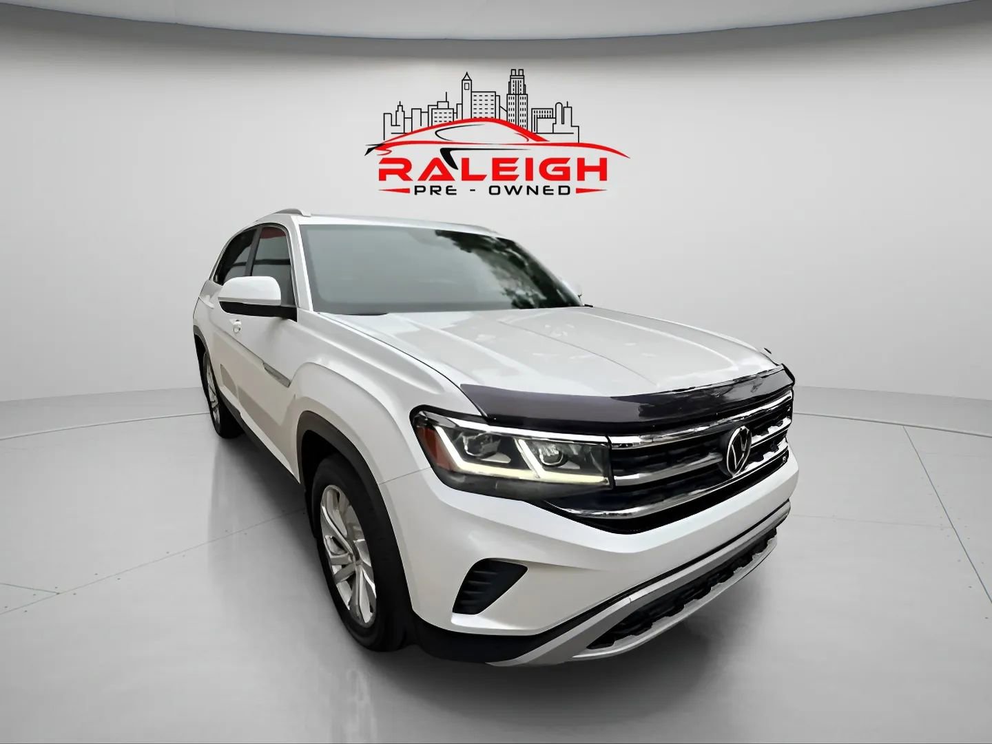 Used 2021 Volkswagen Atlas Cross Sport SEL image 12