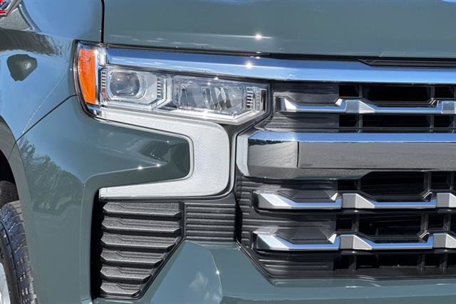 New 2026 Chevrolet Silverado 1500 LTZ w/ LTZ Premium Package AWD/4WD image 30