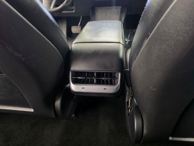 Used 2022 Tesla Model 3 Standard Range RWD image 33