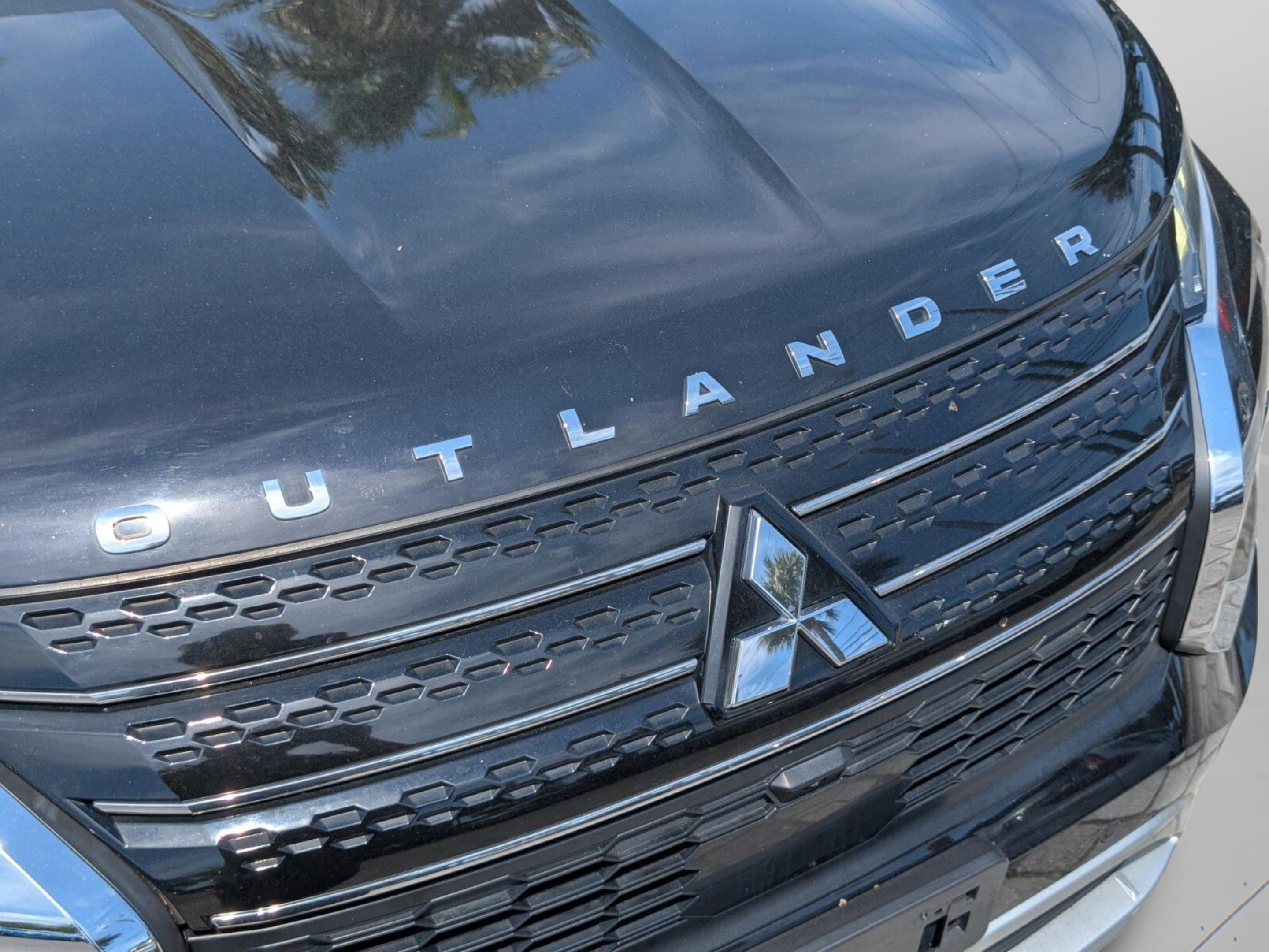 Used 2022 Mitsubishi Outlander SE AWD/4WD image 11