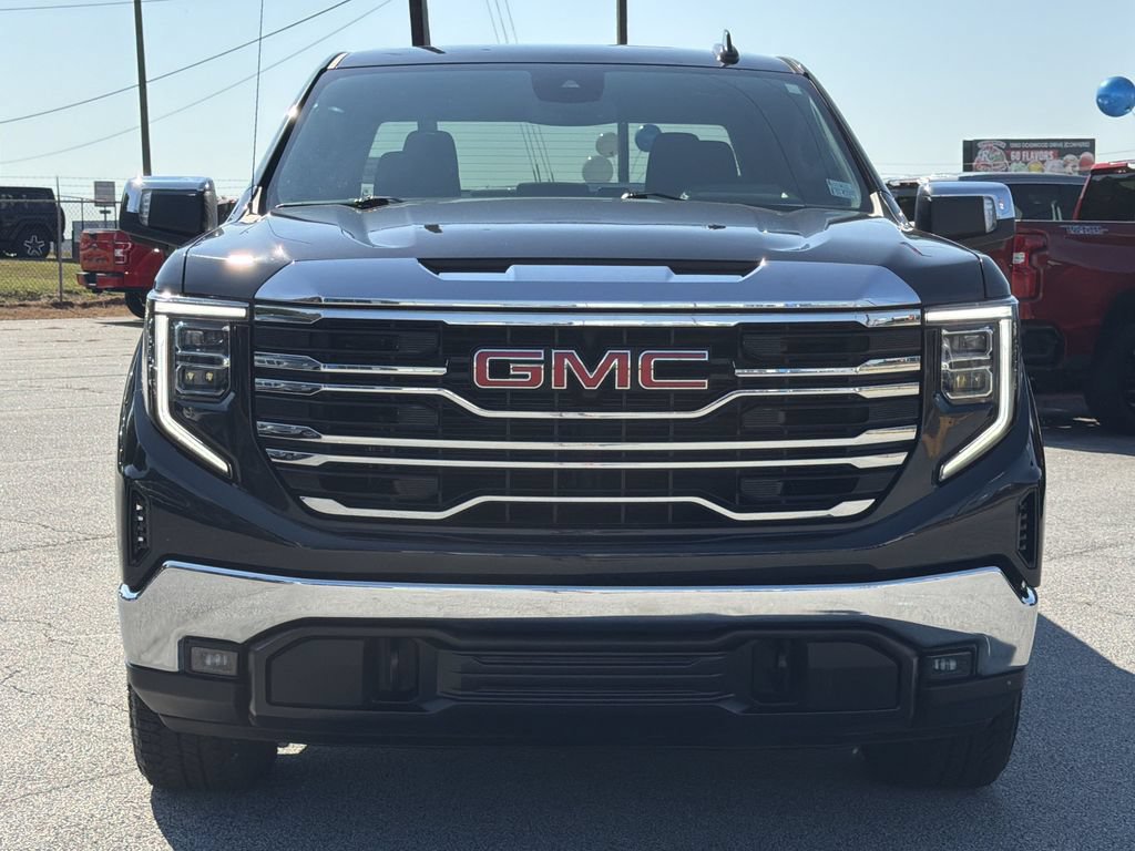 Used 2025 GMC Sierra 1500 SLT AWD/4WD image 26
