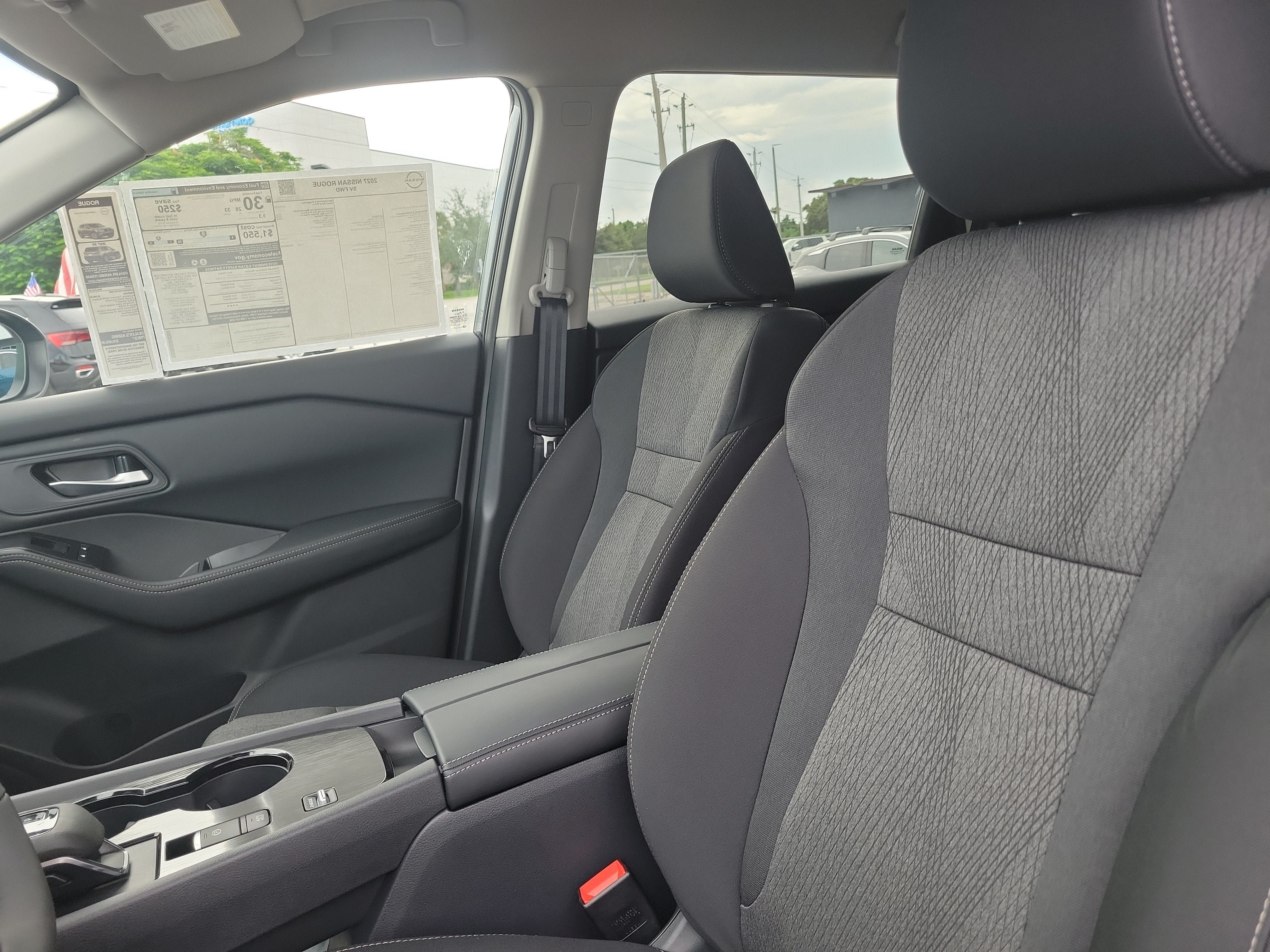 New 2027 Nissan Rogue SV FWD image 18